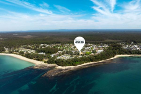 HuskySun by Experience Jervis Bay